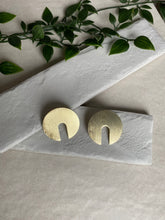 Load image into Gallery viewer, Oversized Gold Stud Circle Earrings
